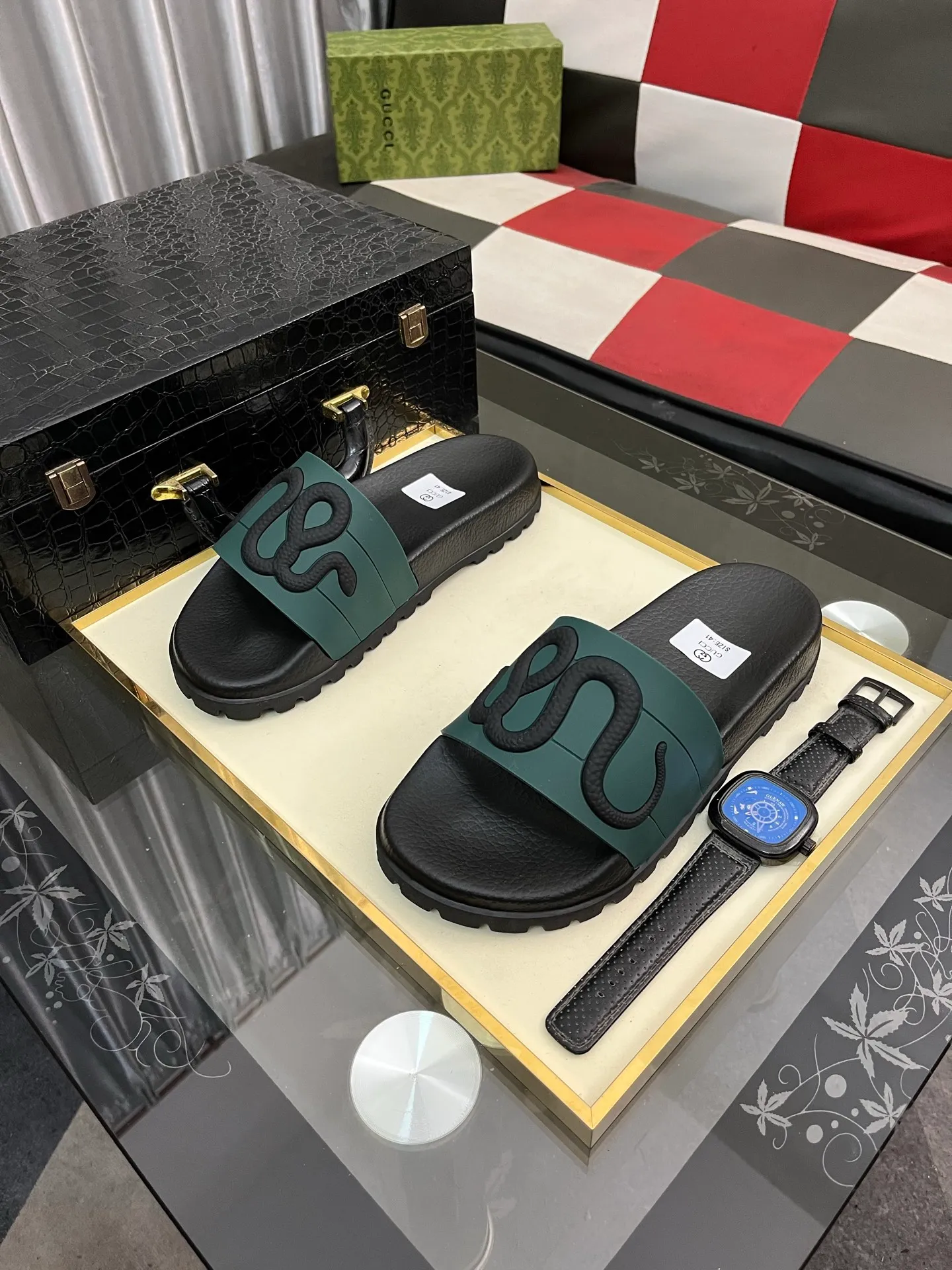 Men's men's shoes💰260⌚️⌚️ＧＵＣＣＩ.Gucci.Official website 1:1 popular slippers hot sale! Original original material 🩴 SIZE: 38-46 (45.46 non-refundable)